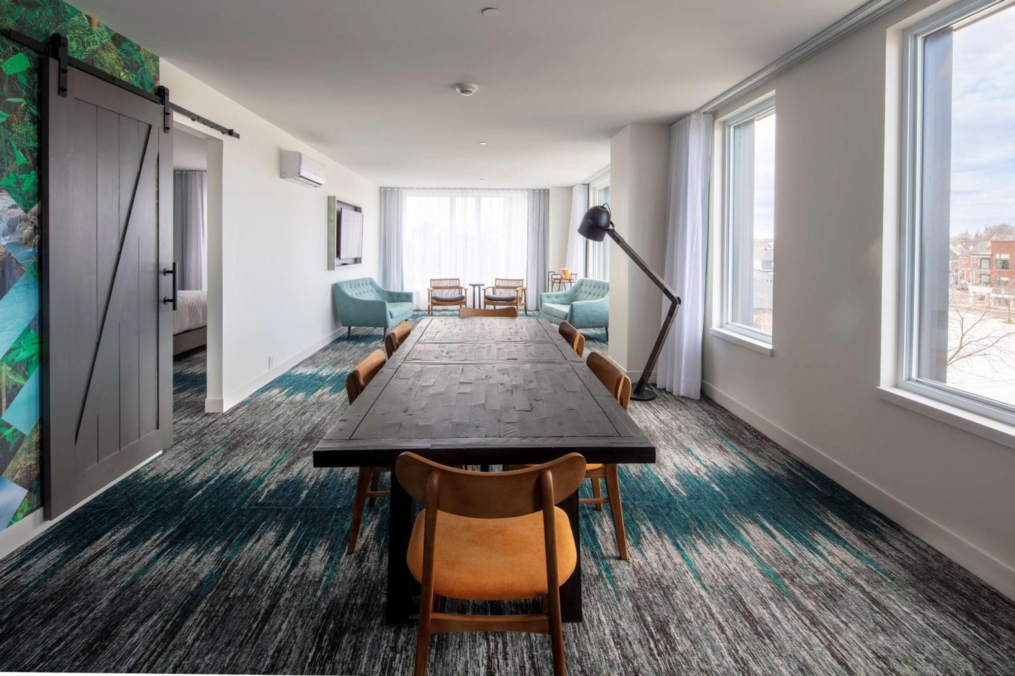 Hotel Canvas Moncton, Tapestry Collection By Hilton Exteriér fotografie